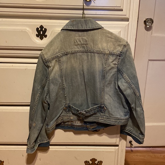 Vintage Levi’s Jean Jacket - Picture 2 of 3